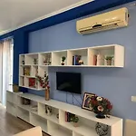 Modern Cozy Apt W/In 10 Min Walk From Main Square