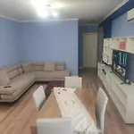 Modern Cozy Apt W/In 10 Min Walk From Main Square
